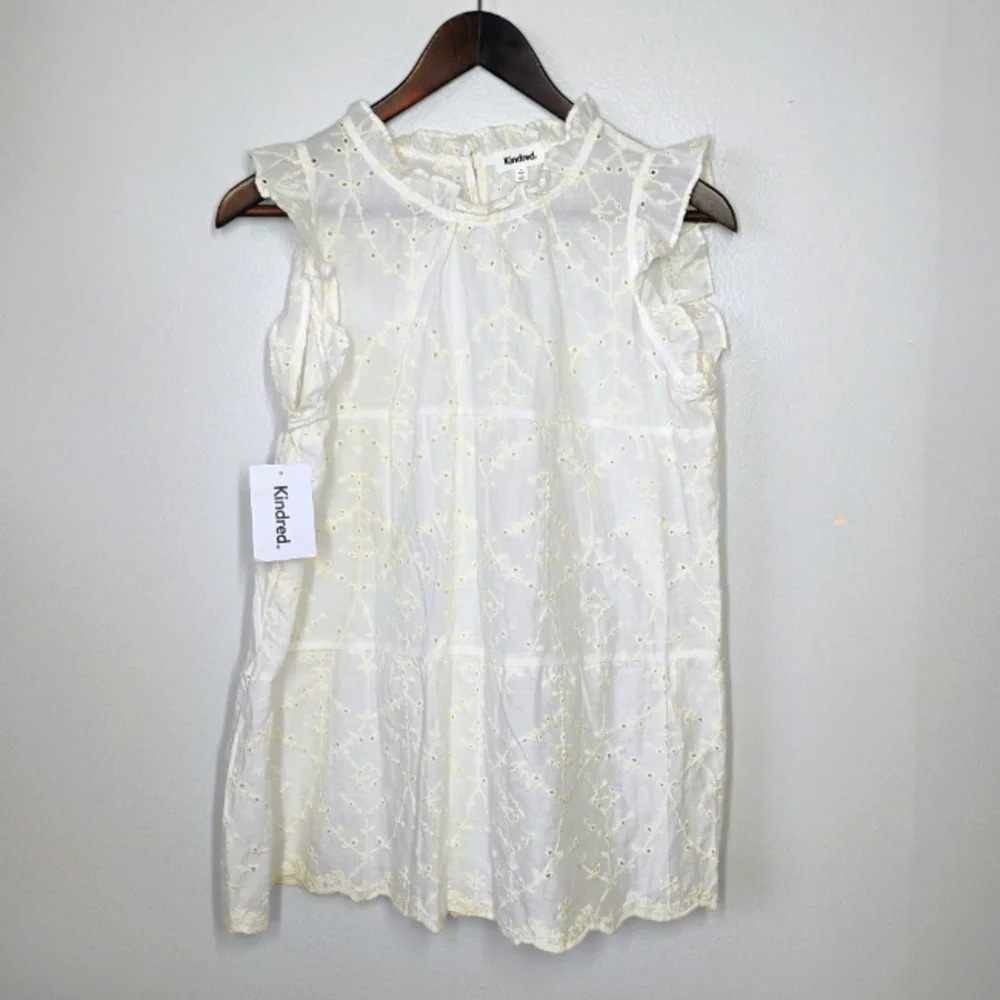 Anthropologie Kindred White Eyelet Embroidered Ruffle Cottagecore Top Medium NWT